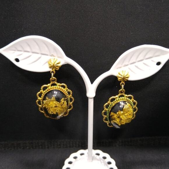 Vintage Gold Foil Lucite Post Earrings, Filigree Frames, Clear Lucite, 1 1/2 In - Picture 2 of 12